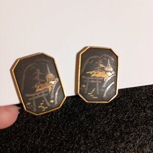 Amits Japan vintage screw on earrings